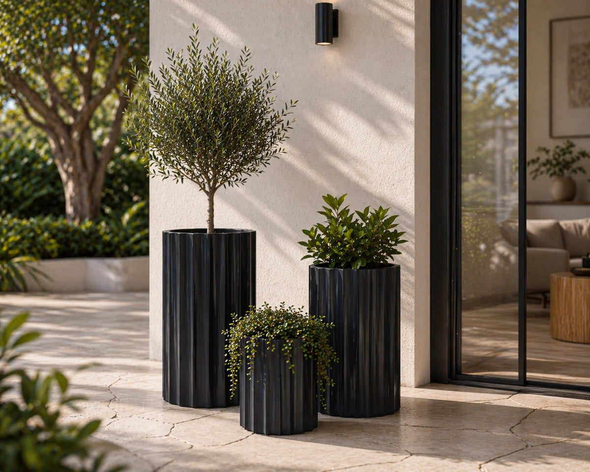 Set of 3 Luxury Rounded Ribbed Planter| Premium Pot Range | Black or White — gallery image