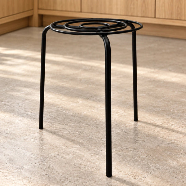 Durable Circular Metal Plant Pot Riser Insert for Decorative Planters (26cm) — gallery image 4