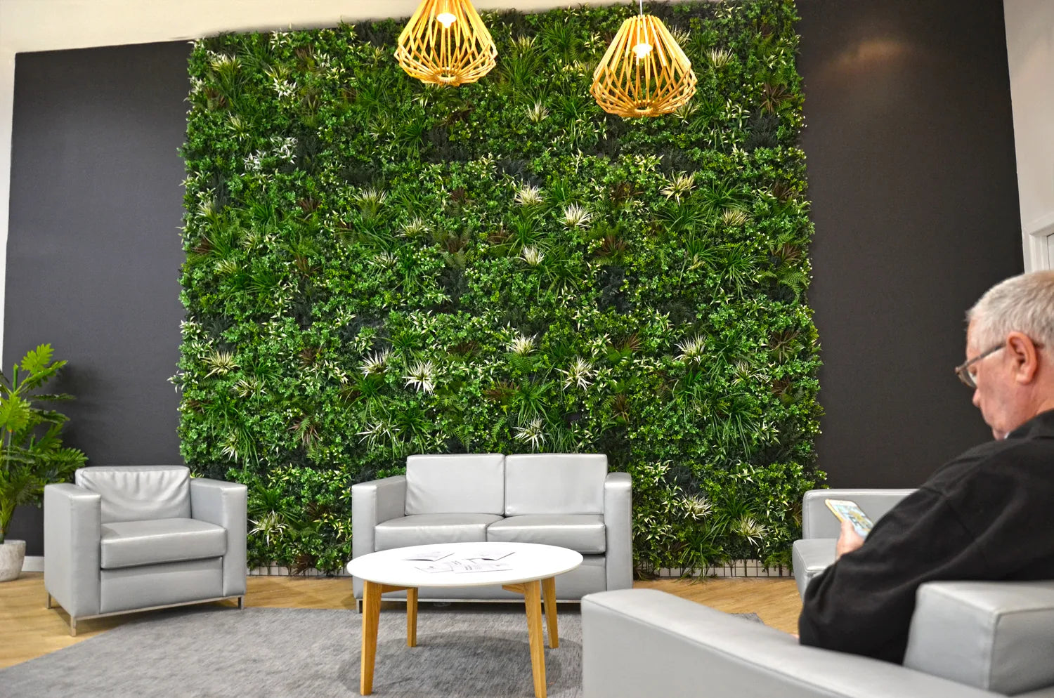 Artificial Green Wall Cost in Australia: Price Per m² for Commercial Projects
