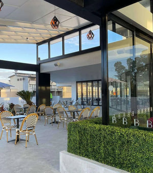 Do Artificial Green Walls Meet Food Safety Standards in Australian Cafés?