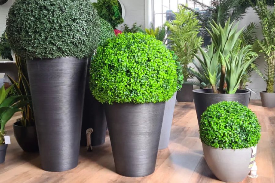 Elevate Your Outdoor Garden Design with Our High-Quality Pots and Planters - Designer Vertical Gardens