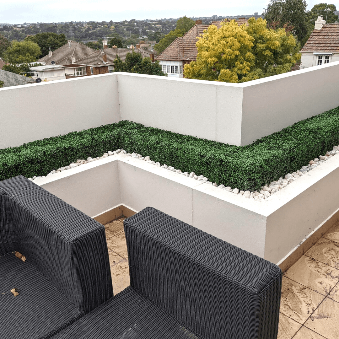 Portable Boxwood Hedge 100cm x 25cm - UVTEX Certified UV Resistant - overhead view