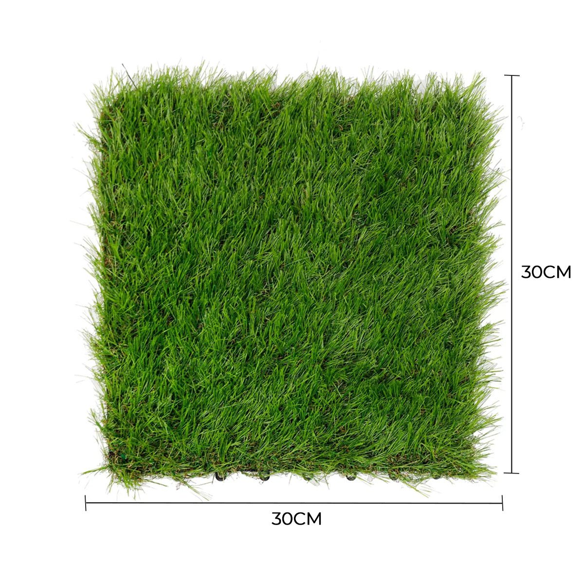 Square piece of artificial grass with dimensions indicated on a white background