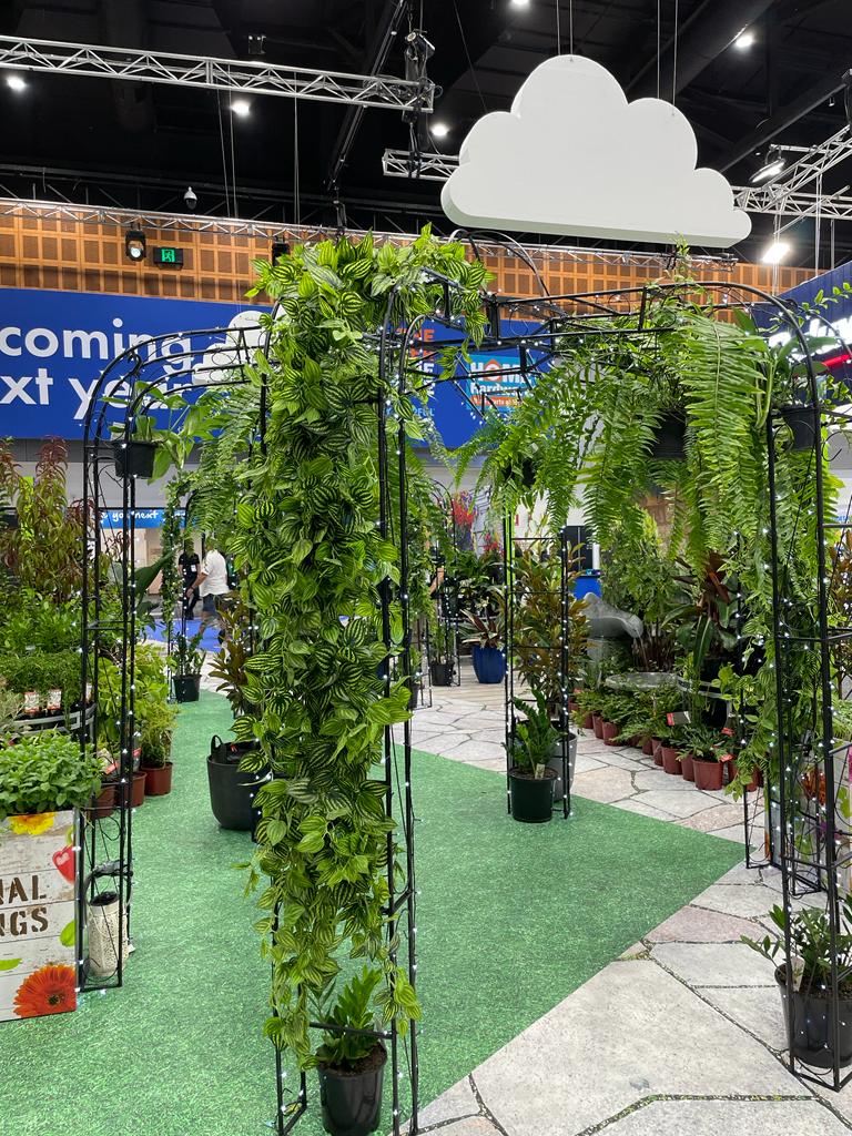 Hanging Artificial Philodendron Bush - 100cm — lifestyle view