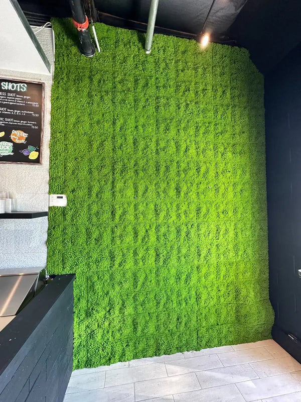 Luxury Fresh Natural Green Artificial Moss Wall Panel 1m x 1m – SGS UV Resistant — gallery image 10
