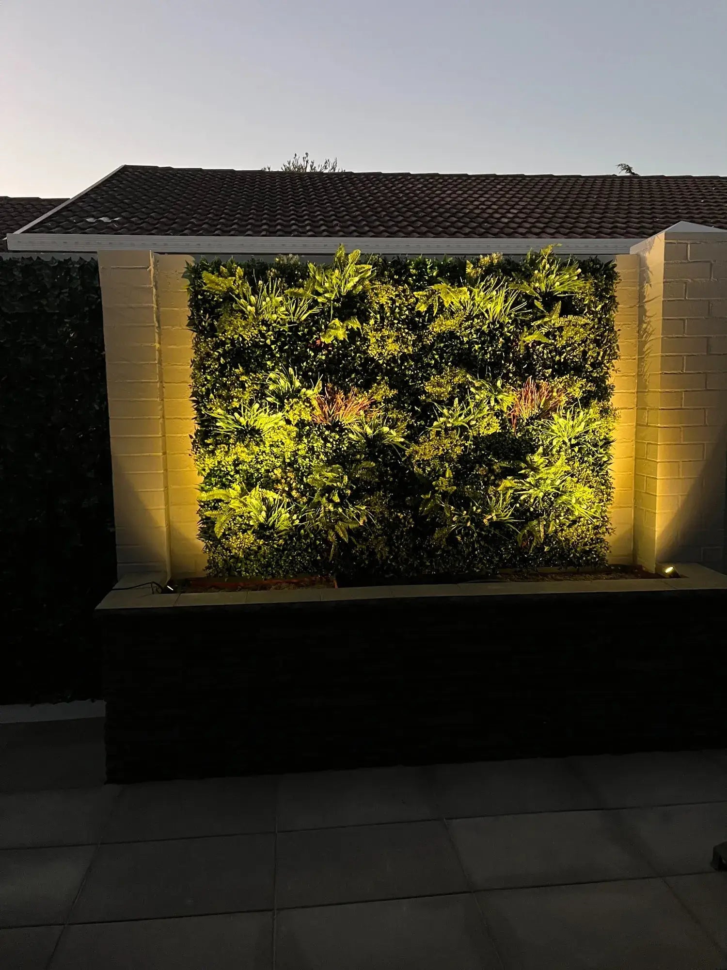Luxury Lush Spring Vertical Garden / Green Wall UV Resistant 100cm x 100cm - Designer Vertical Gardens artificial green walls for backdrops artificial green walls for balconies