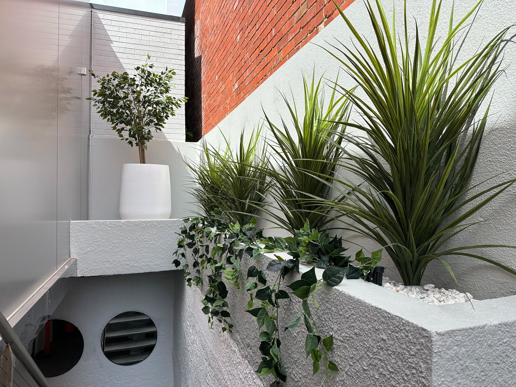 Potted Artificial Long Grass (Yucca Grass) 115cm UV Resistant - Designer Vertical Gardens Dracena & Artificial Yucca