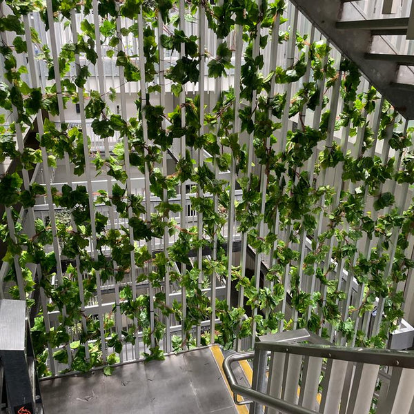 Artificial Hanging Ivy Garland Vines 260cm Long - 5 Garlands Per Pack - image 4